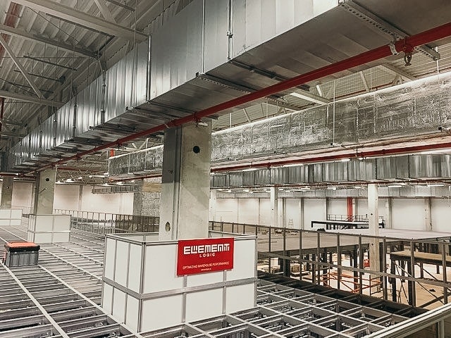 AutoStore grid at TTI on mezzanine